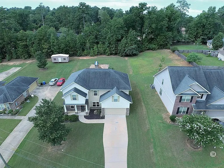 4512 Village Ct — Photo 4