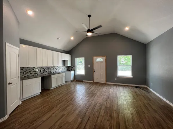 9755 Black Gum, Willis, TX 77318