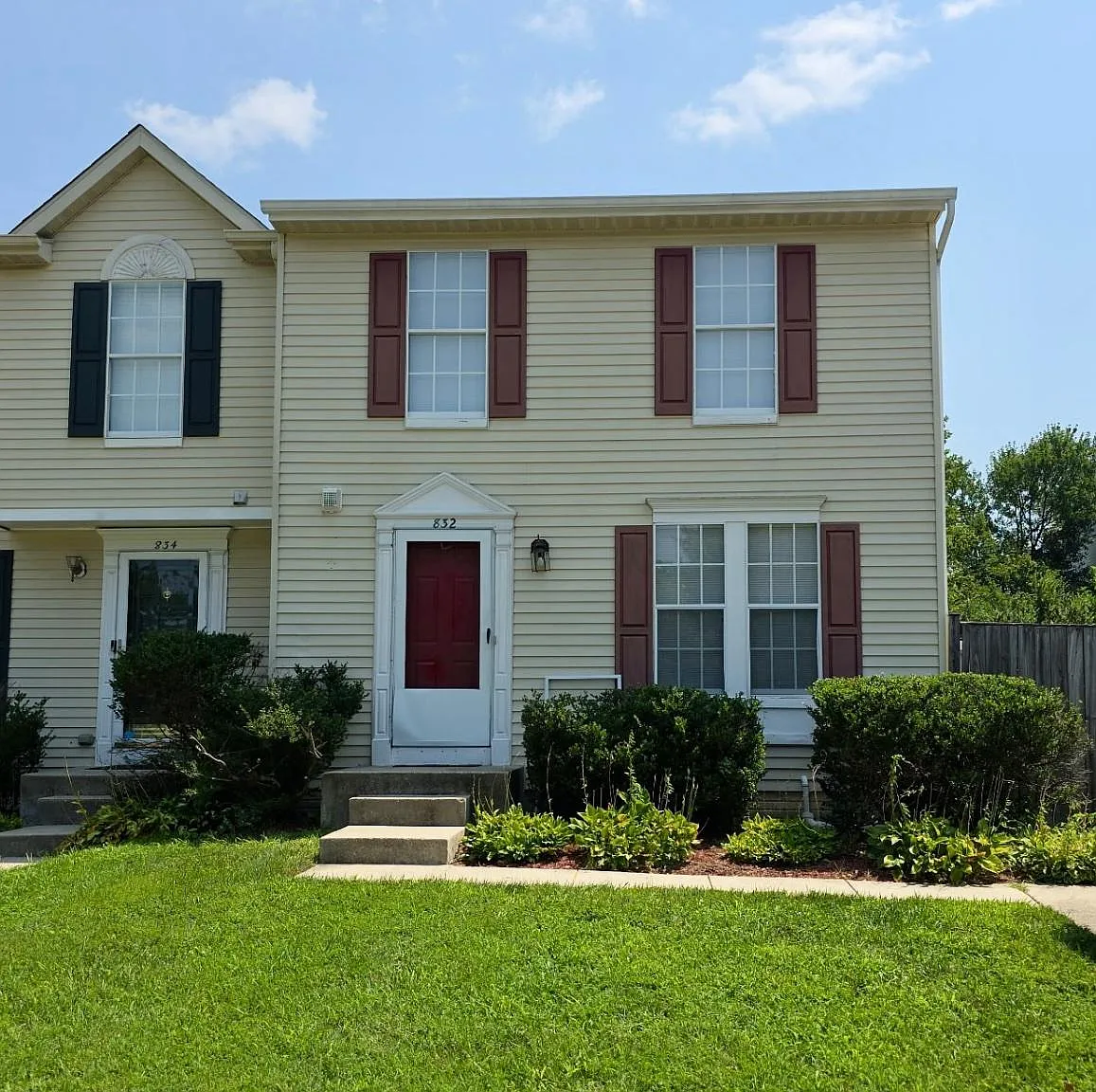 3 bed, 3.5 bath, 1440 sqft, $2,600 — Photo 1