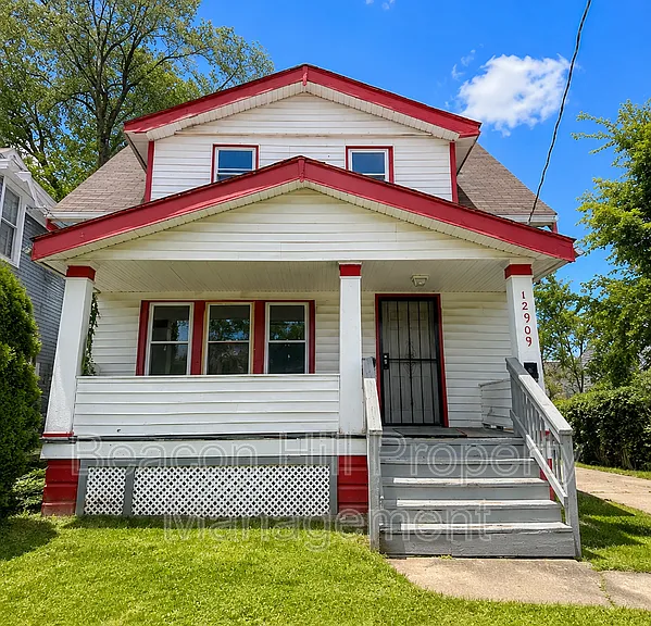 12909 Benwood Ave — Photo 1