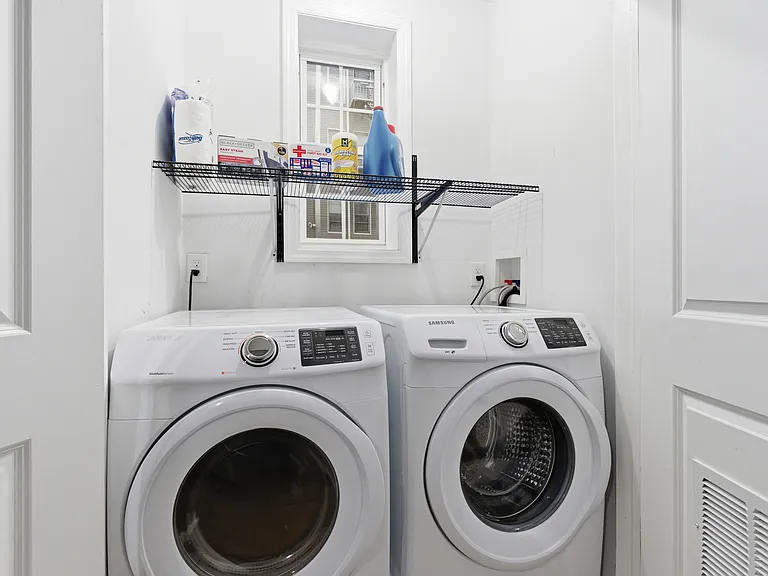 133 Beach St #1 — Photo 4