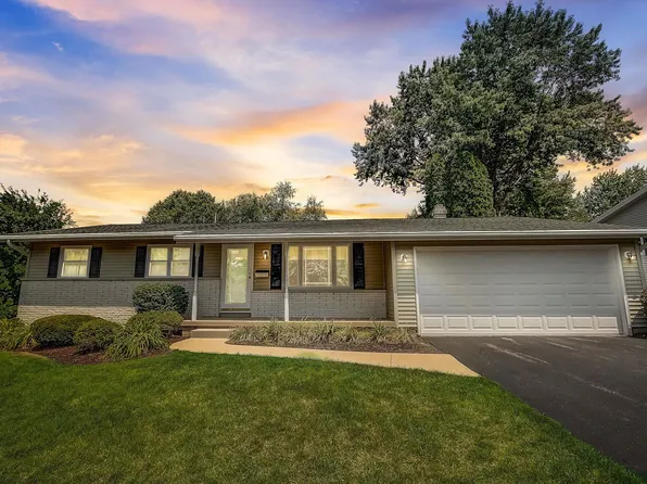 1202 Iowa Dr, Madison, WI 53704