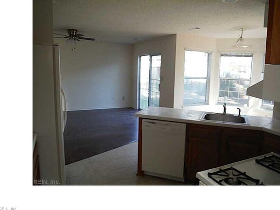 5th image of 106 Kathleen Pl