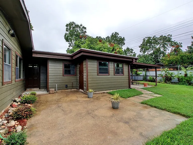 1400 Larkwood Dr — Photo 23