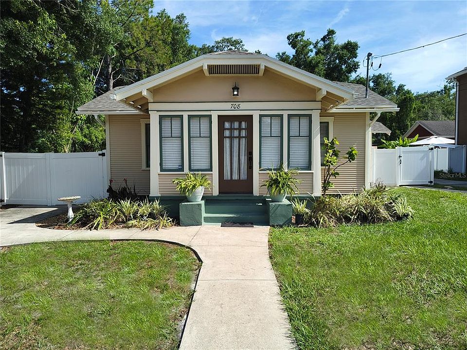 1st image of 708 W IDLEWILD AVENUE