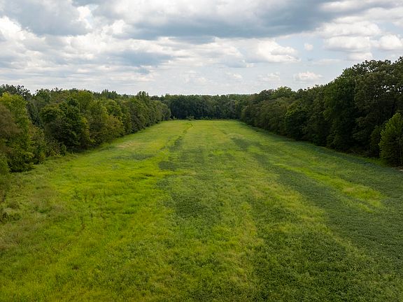 4th image of 1360 Osborne Rd