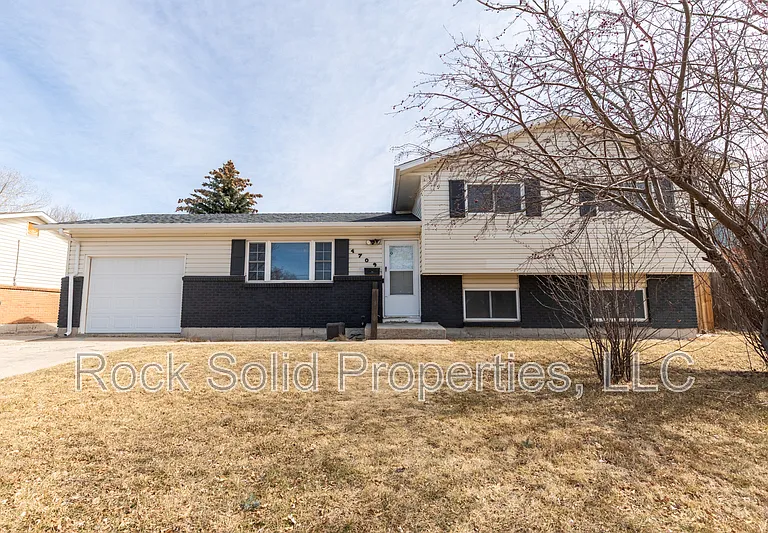 4709 Windmill Rd — Photo 1
