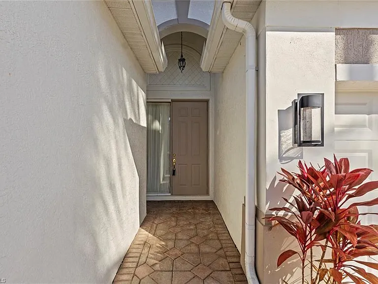 1208 Chelmsford Ct #67 — Photo 4