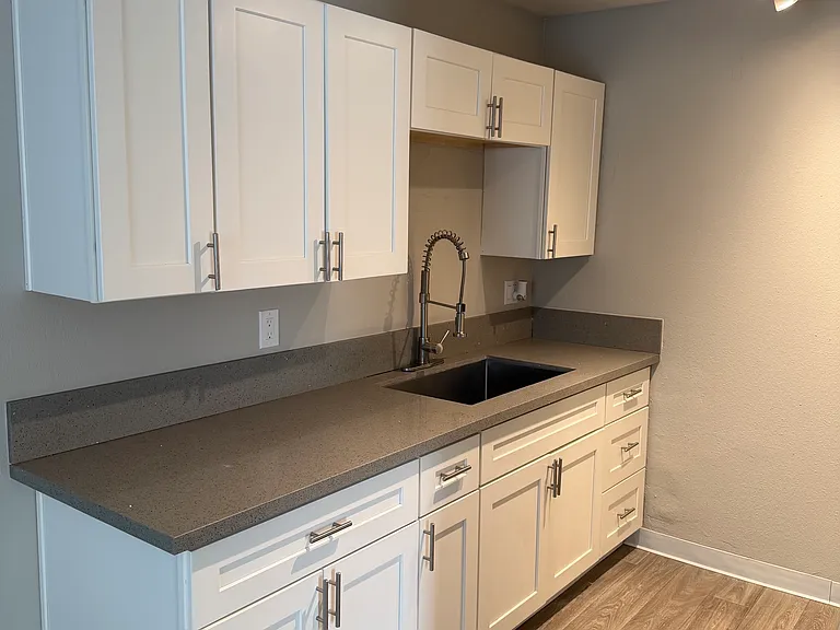 Desert Pines Villas — Photo 11