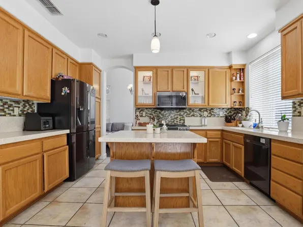 1500 Mayfield St, Sacramento, CA 95835