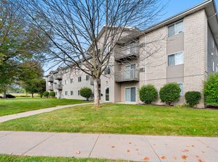 Fox Valley Meadows Apartments, Menasha, WI 54952