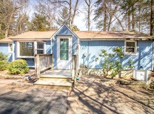 29 Lakeshore Dr, Norfolk, MA 02056