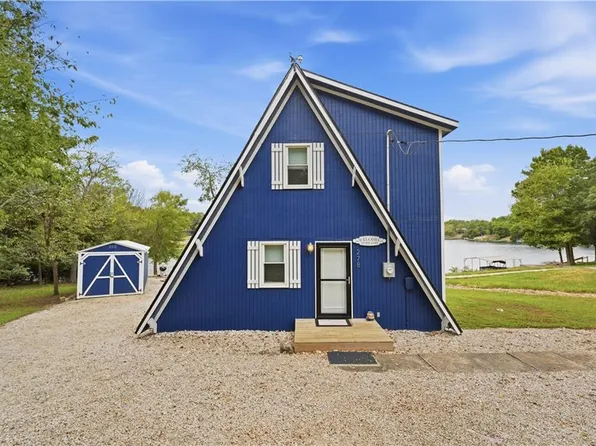 278 Linn Valley Blvd, Linn Valley, KS 66040