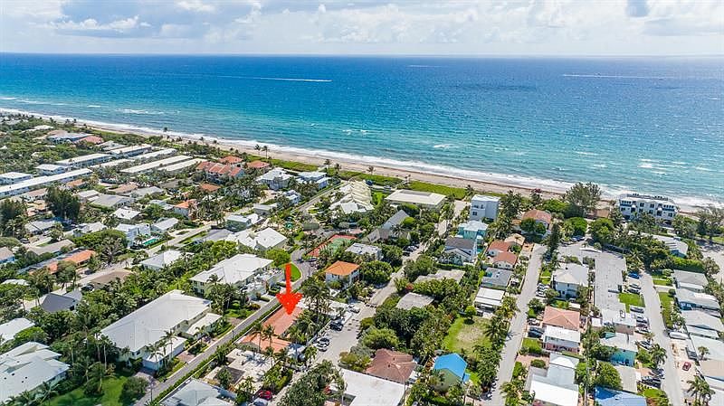 1st image of 11 Tropical Dr #3
