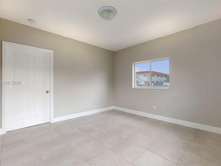 74 W 15th St #1 — Photo 16