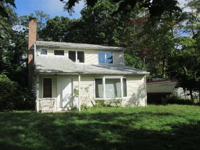 41 Trafalgar Dr, Shirley, NY, 11967