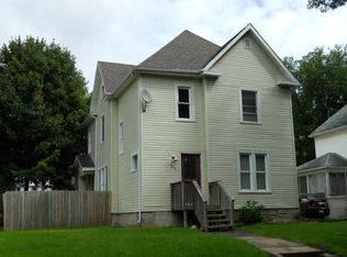 303 Western Ave, Waterloo, IA 50701