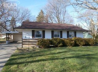 601 E Princeton Dr, Durand, MI