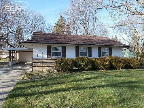 601 E Princeton Dr photo 1