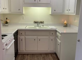 5858 S Pacific Coast Hwy #17, Redondo Beach, CA 90277