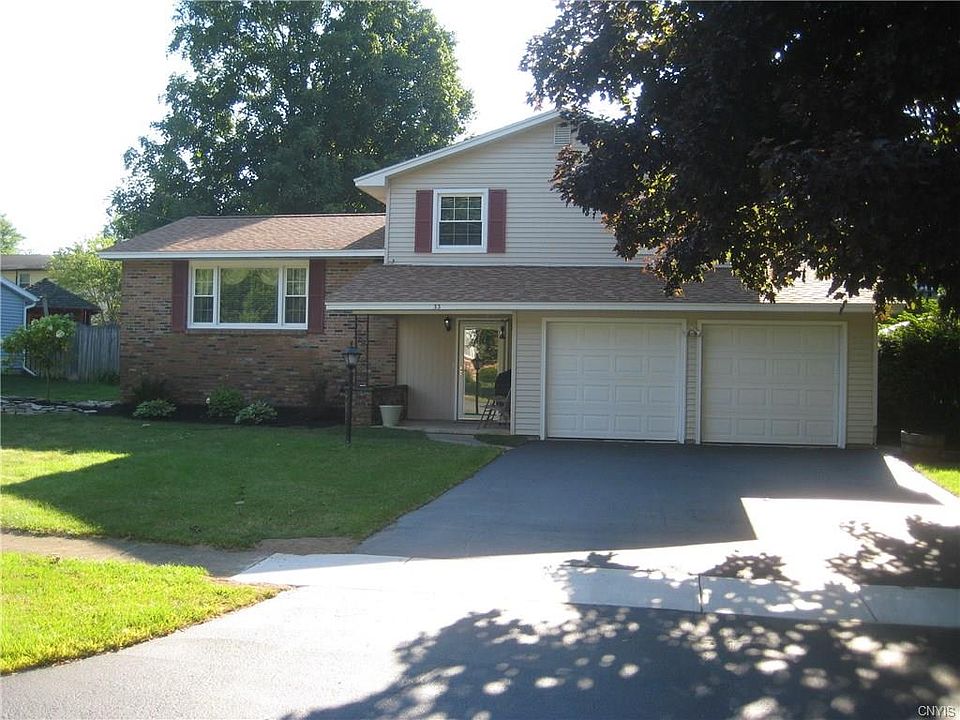 1st image of 33 Edgewood Dr