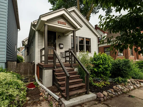 2437 North Pierce STREET, Milwaukee, WI 53212