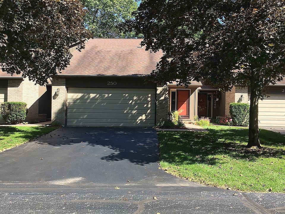 1st image of 250 Woodstone Dr #1