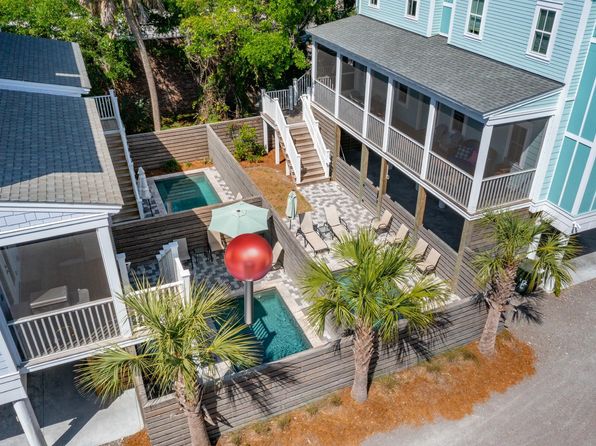 112 E Huron Ave #B, Folly Beach, SC 29439