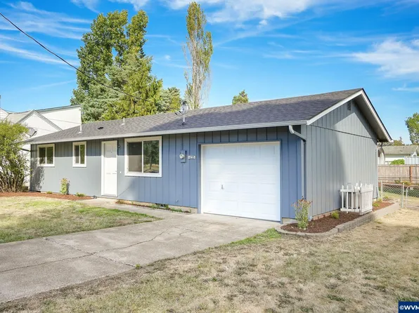 1035 SW Poplar Pl, Corvallis, OR 97333
