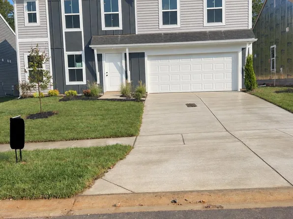 68 Hearthstone Ln, Radcliff, KY 40160