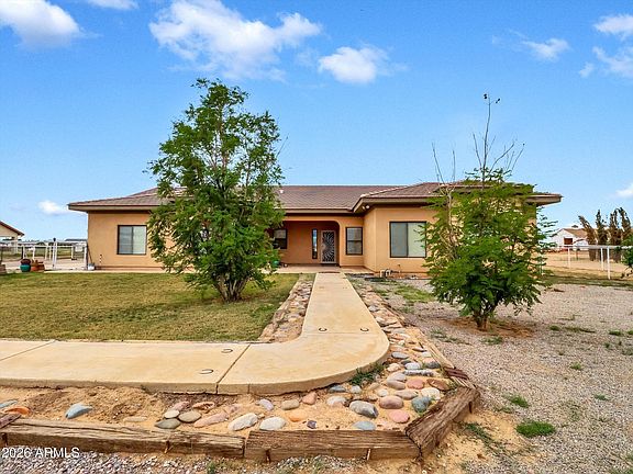 2nd image of 1251 E STETSON Lane