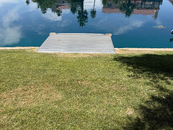 3rd image of 1433 W Coral Reef Dr