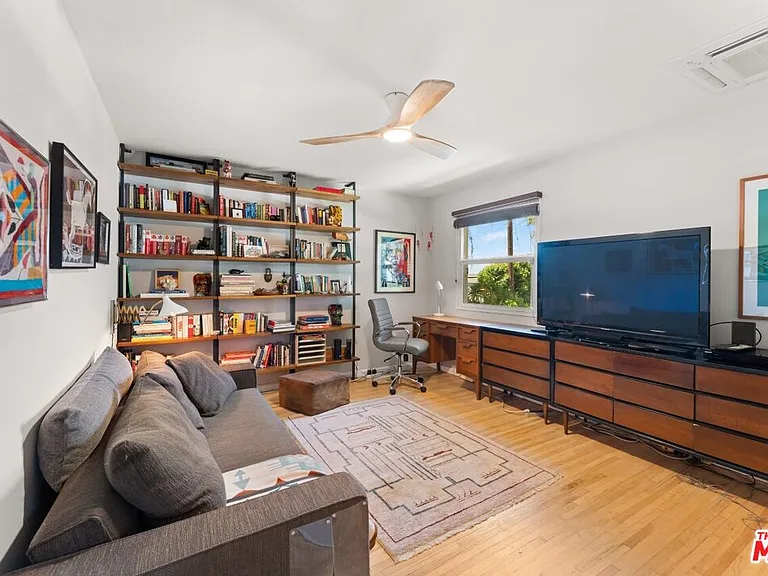 1338 Montecito Cir — Photo 21