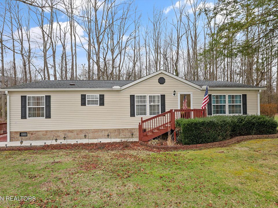 1st image of 156 Lee Terry Rd