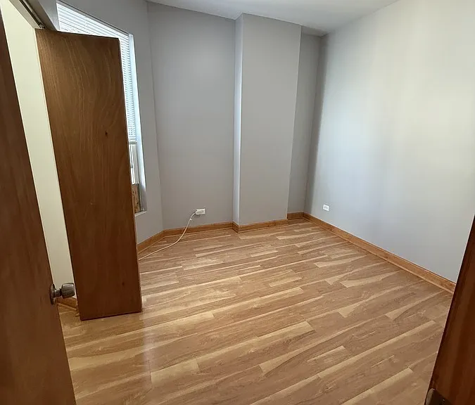 4030 S Indiana Ave #3 — Photo 10