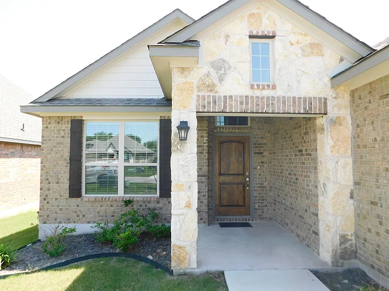 3948 Aransas Dr — Photo 2