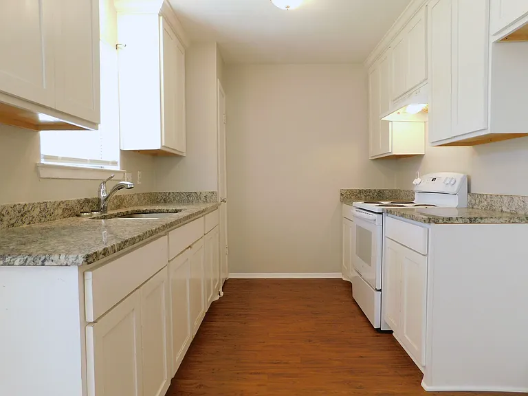 217 Mockingbird Ln — Photo 6