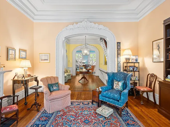 21 Pierrepont St #1, Brooklyn, NY 11201