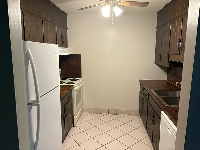 553 Cloverbrook Dr #21 — Photo 1