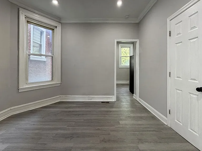 1731 N Redfield St — Photo 7