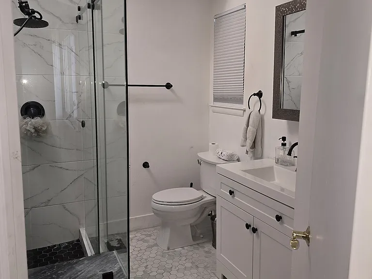 613 Augusta Cir — Photo 24