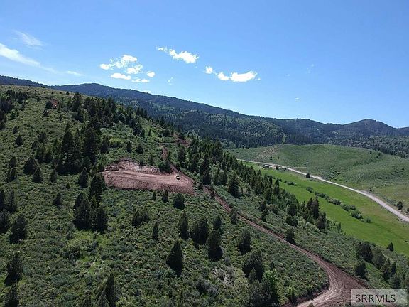 2nd image of 12085 S Dempsey Creek Rd