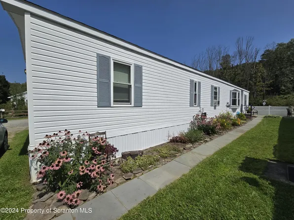 52 Darrow Ct, New Milford, PA 18834