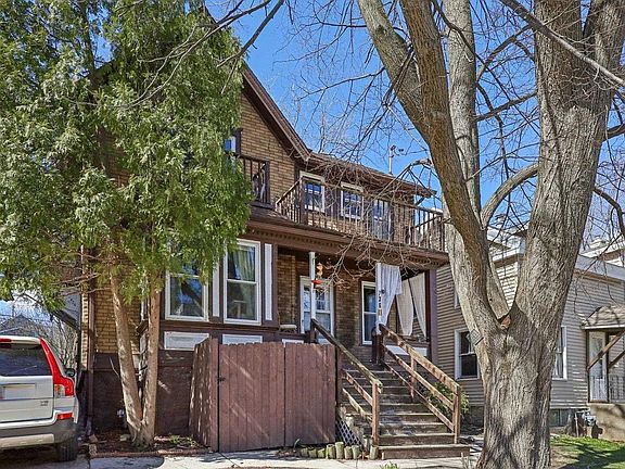 3rd image of 736 East Johnson Street