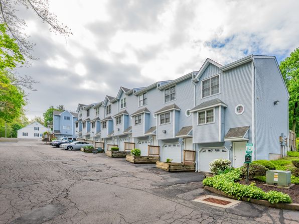 718 Broad St #7B, Meriden, CT 06450