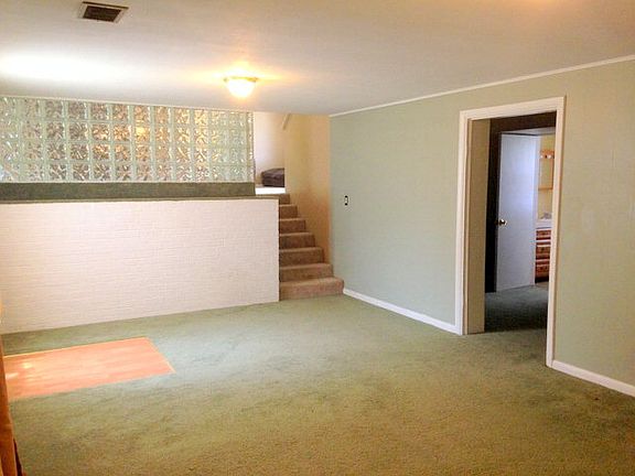 4th image of 1395 Silver Ln