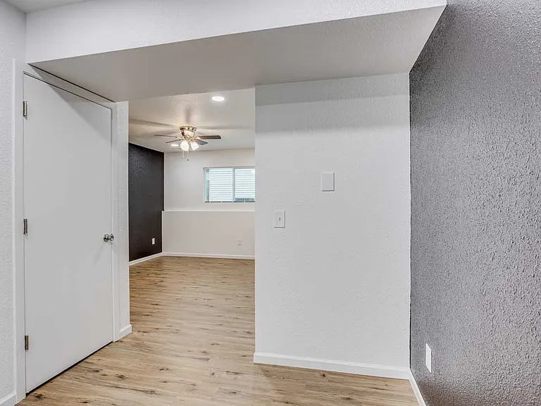 307 S Seneca St #101 — Photo 9