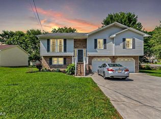 219 Grandview St, Mt Carmel, TN 37645