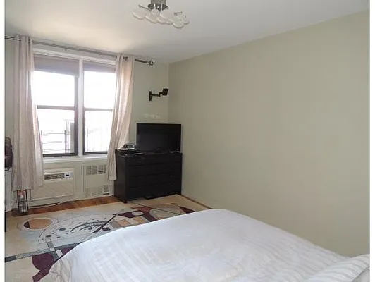 Sold by Calabrese Real Estate | media 38