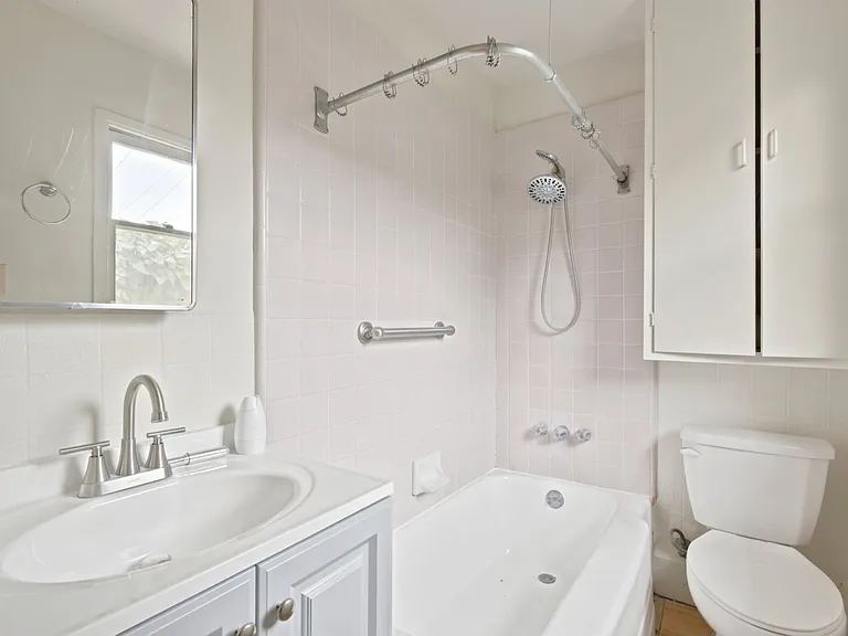 607 1/2 Hacienda Dr #A — Photo 9